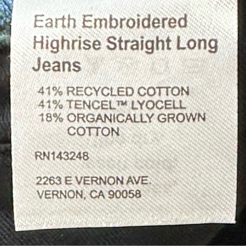 Reformation Earth 🌎 Embroidered High Rise Straight Jeans, NWT, Size 24 - Picture 7 of 7
